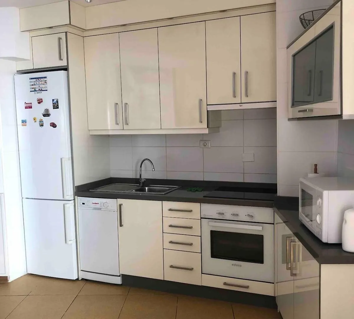Holiday Apartment, La Caleta De Adeje أذيخي شقة